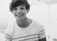 /album/louis-tomlinson/a1d-louis-tomlinson-77-gif/